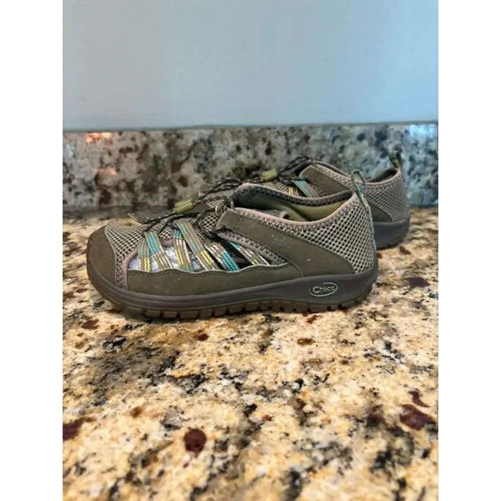 Chaco Kid's Outcross Water Shoes Sandal Outdoor Youth Size 2 Lace Up